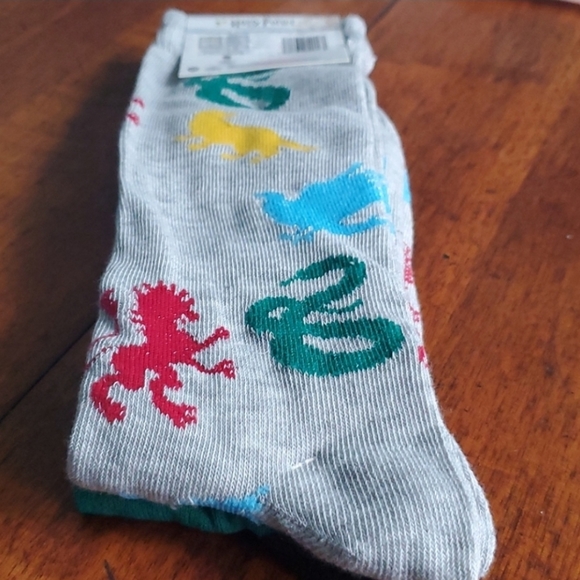 2 PairsHarry Potter Wizarding World Socks - Picture 7 of 13